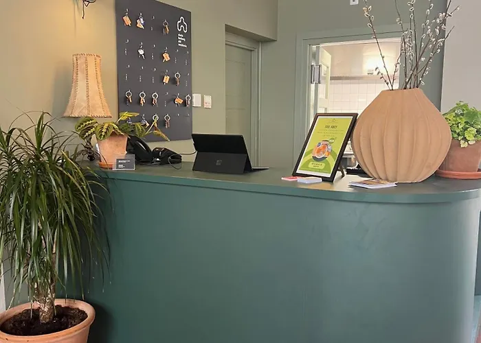 Stadsherberg Ald Weishoes - *